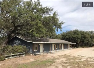 17811 TX-29, Unit 17811 in Buchanan Dam, TX - Foto de edificio - Building Photo