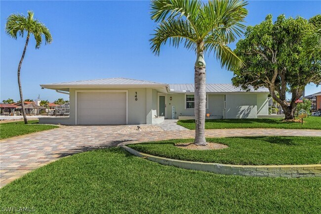 140 Egret St in Fort Myers Beach, FL - Building Photo - Building Photo