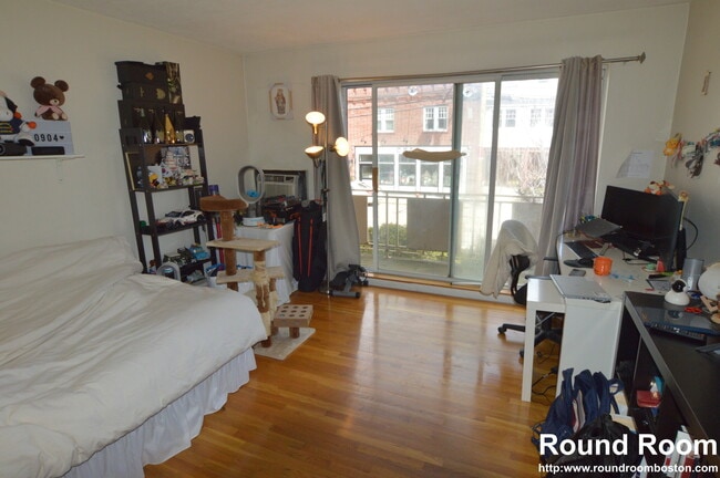 383 Langley Rd, Unit 3831, Unit 3831