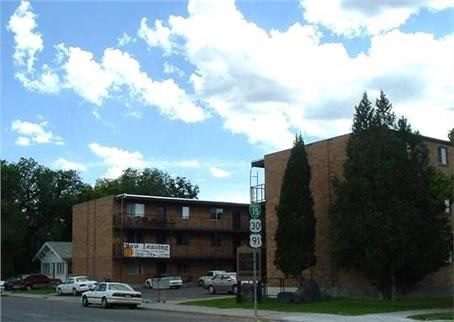 Collegiate Inn in Pocatello, ID - Foto de edificio