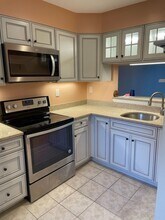 58 Juniper Dr in Hartford, VT - Building Photo - Building Photo