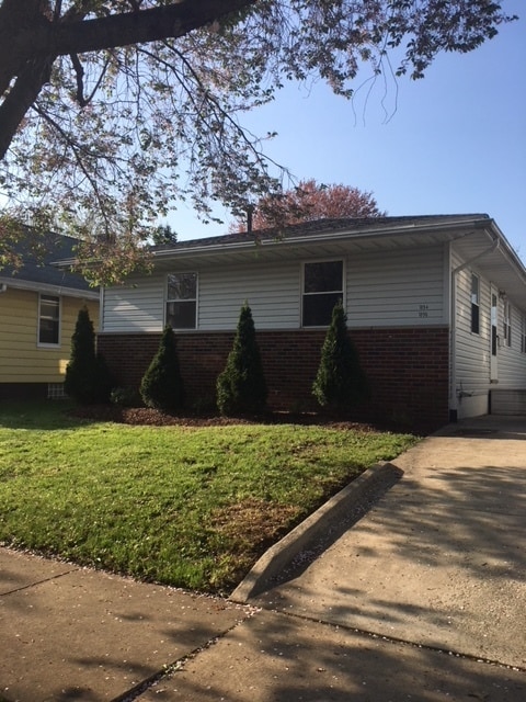 property at 1894 Flint Ave