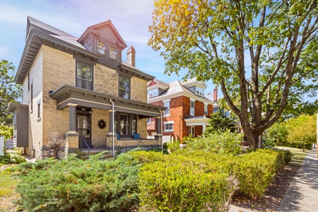 property at 157 E Oakland Ave