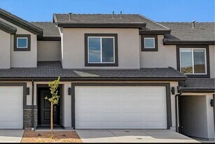 1868 Wolverine Wy in Washington, UT - Building Photo