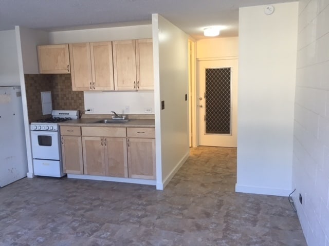 1550 Wilder Ave in Honolulu, HI - Foto de edificio - Building Photo