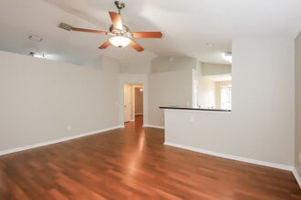 6646 Summer Cove Dr in Riverview, FL - Building Photo - Building Photo