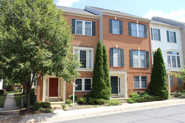 property at 910 Harrison Cir