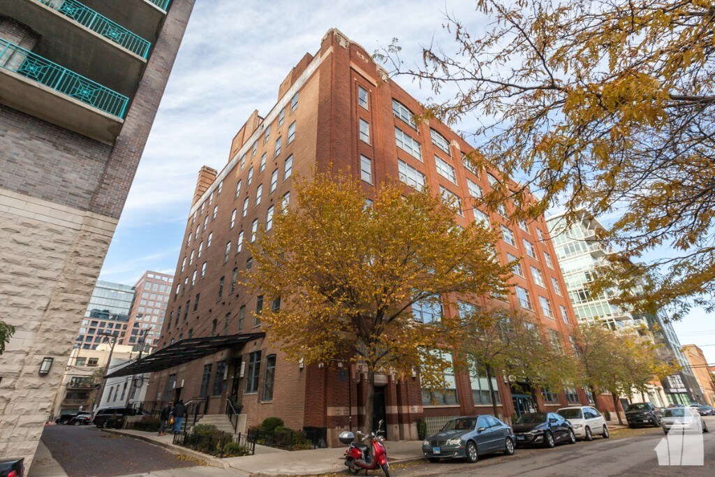 14 N Peoria St-Unit -5EB in Chicago, IL - Building Photo
