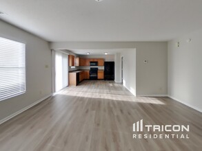 707 Adagio Dr in Greenwood, IN - Building Photo - Building Photo