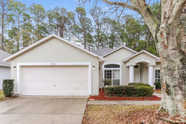 property at 923 Mystic Harbor Dr