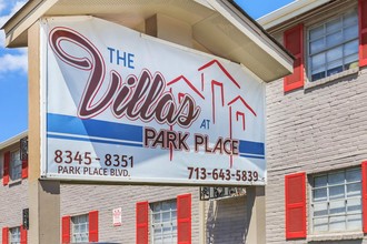 Villas at Park Place Apartments in Houston, TX - Building Photo - Building Photo