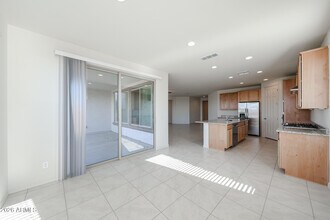 7023 W Plum Rd in Peoria, AZ - Building Photo - Building Photo