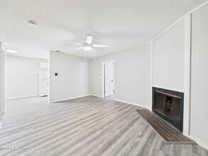 107 Meudon St in Lafayette, LA - Building Photo - Building Photo