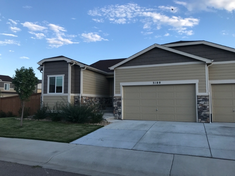 3180 Aries Dr in Loveland, CO - Building Photo