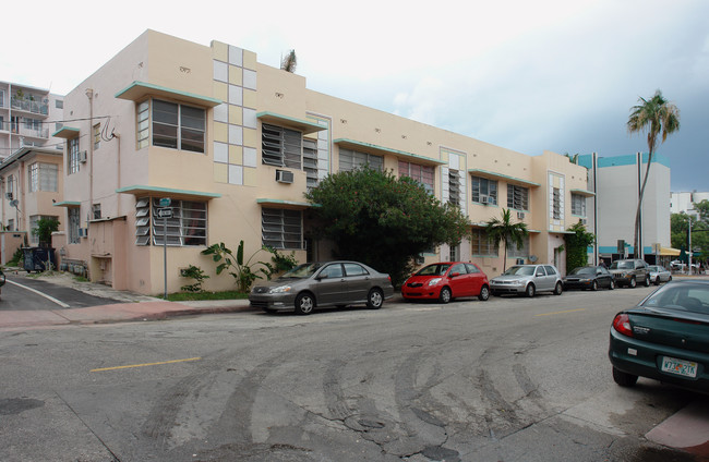 603 7th St in Miami Beach, FL - Building Photo - Building Photo