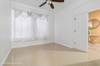 185 Wading Bird Cir SW in Palm Bay, FL - Foto de edificio - Building Photo