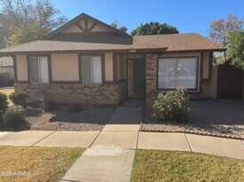 5135 E Evergreen St in Mesa, AZ - Building Photo