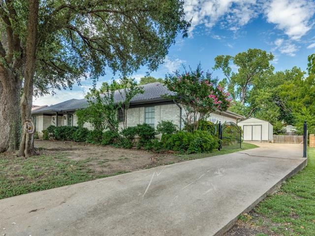 property at 6801 Del Prado Ave