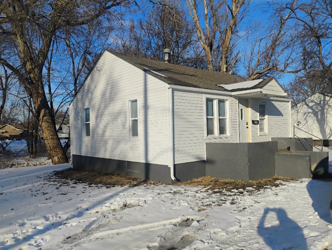 209 1st Ave in Red Oak, IA - Foto de edificio - Building Photo