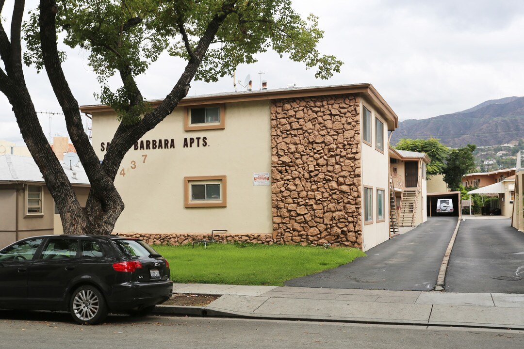 437 W Glenoaks Blvd in Glendale, CA - Foto de edificio