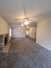 5617 SW Windflower Dr in Corvallis, OR - Building Photo - Building Photo