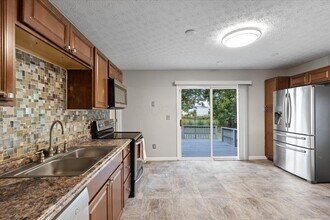 2750 Arbury Ct in Columbus, OH - Building Photo - Building Photo
