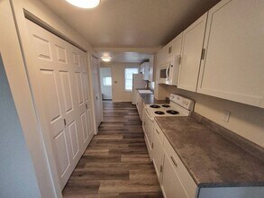 928 W Kamps Ave in Appleton, WI - Building Photo - Building Photo