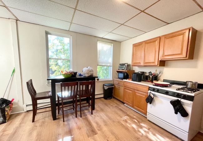 1572 Tremont St, Unit 2