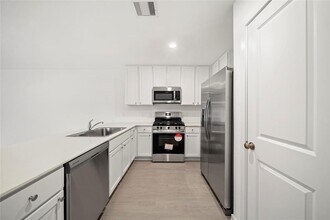 1435 Cactus Rose Dr in Conroe, TX - Building Photo - Building Photo
