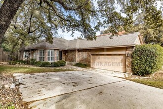 6711 Morning Shadow Ln in San Antonio, TX - Foto de edificio - Building Photo