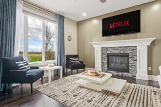 199 Albany Dr NW in Edmonton, AB - Building Photo - Building Photo