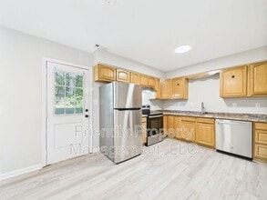 4067 Greene Haven Dr in Winston-Salem, NC - Building Photo - Building Photo