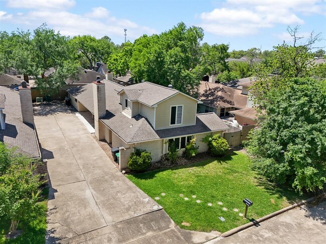 10831 Sugar Hill Dr