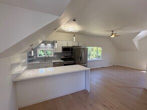308 Glen Park Ave, Unit A in San Rafael, CA - Building Photo - Building Photo