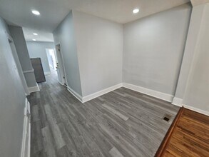 12405 Signet Ave in Cleveland, OH - Building Photo - Building Photo