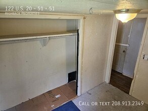 122 US-20 in Thermopolis, WY - Building Photo - Building Photo