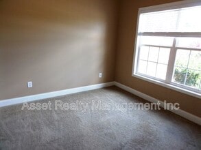 121 Hatleyberry St in Oak Ridge, TN - Building Photo - Building Photo