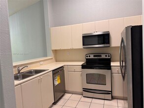 1663 SE 29th St in Homestead, FL - Building Photo - Building Photo