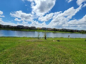 973 Fountain Coin Loop in Orlando, FL - Building Photo - Building Photo