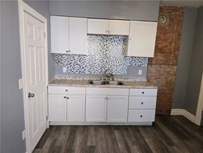 150 Gardiner Ave in Rochester, NY - Building Photo - Building Photo