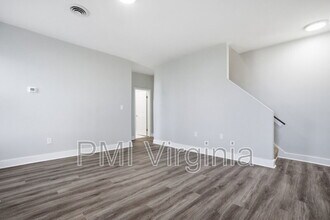 3122 Tidewater Dr in Norfolk, VA - Building Photo - Building Photo