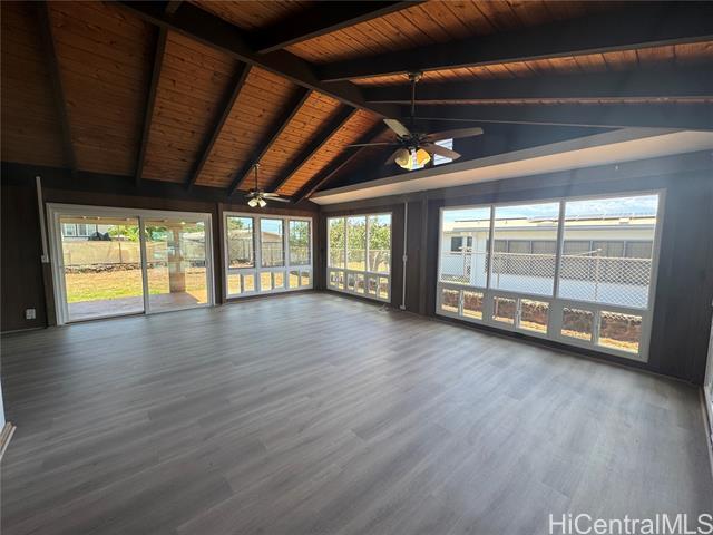 1497 Kaumoli St in Pearl City, HI - Building Photo - Building Photo