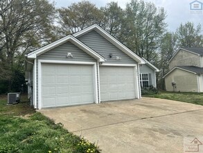 3911 Allgood Ct in Chattanooga, TN - Building Photo - Building Photo