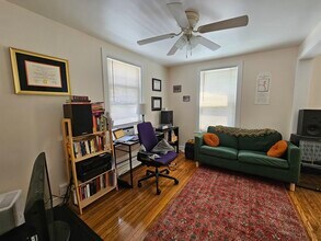 7328 N Honore St in Chicago, IL - Building Photo - Building Photo