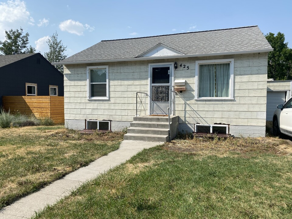 425 E Story St in Bozeman, MT - Building Photo