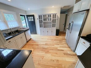 6 Chestnut St in Westborough, MA - Building Photo - Building Photo