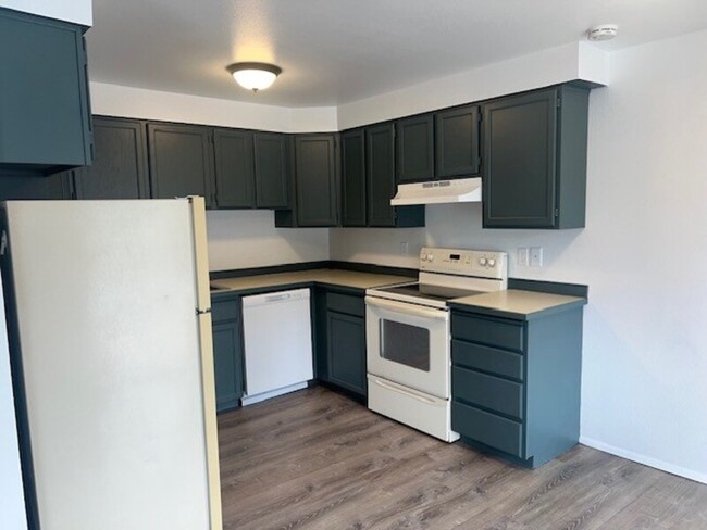 property at 514 Main Pl