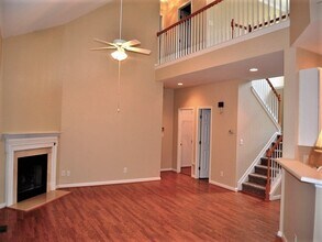 36 Halehaven Dr in Simpsonville, SC - Building Photo - Building Photo