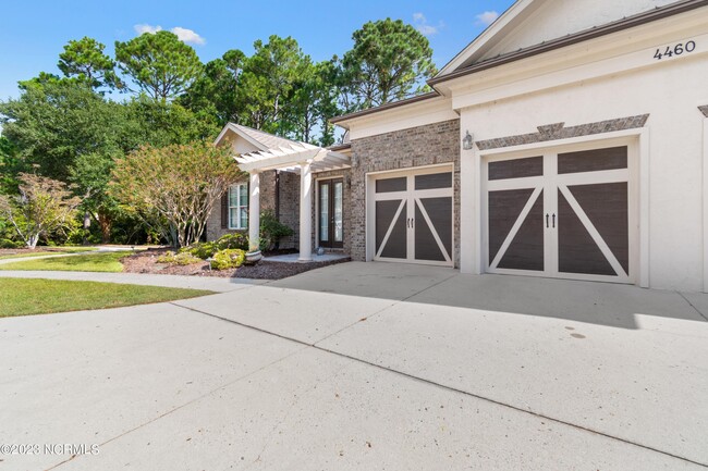 4460 Golf Cottage Dr in Southport, NC - Building Photo - Building Photo