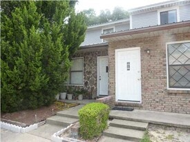 153 Scottwood Dr SE in Fort Walton Beach, FL - Building Photo